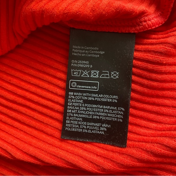 H&M Divided Bold Red Ribbed Dress - Picture 6 of 7